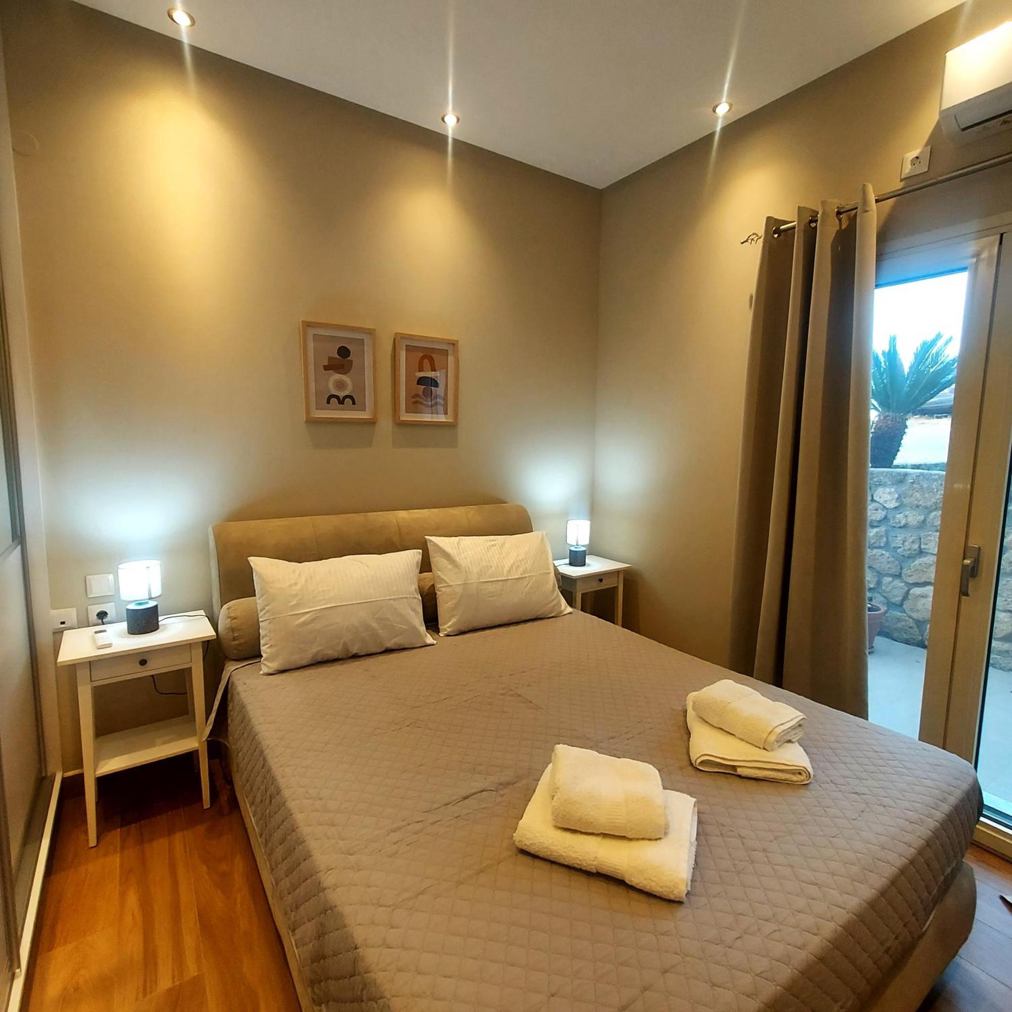 Adelinas' Apartment Argostoli  Eksteriør billede
