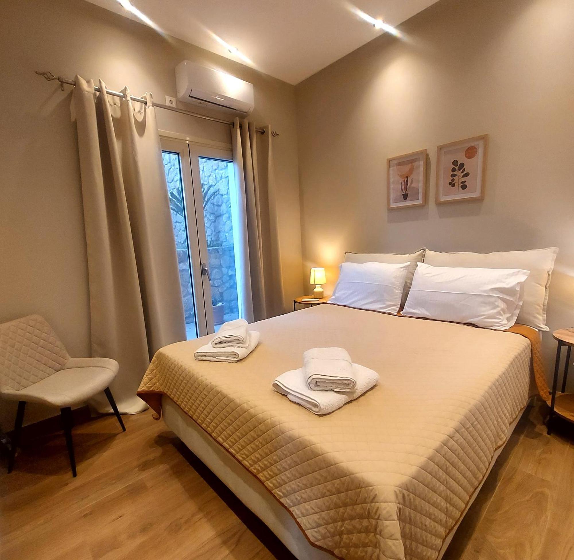 Adelinas' Apartment Argostoli  Eksteriør billede